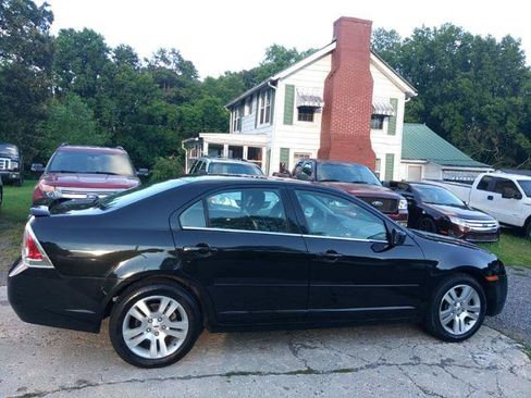 Used 2009 Ford Fusion SEL FWD image 2