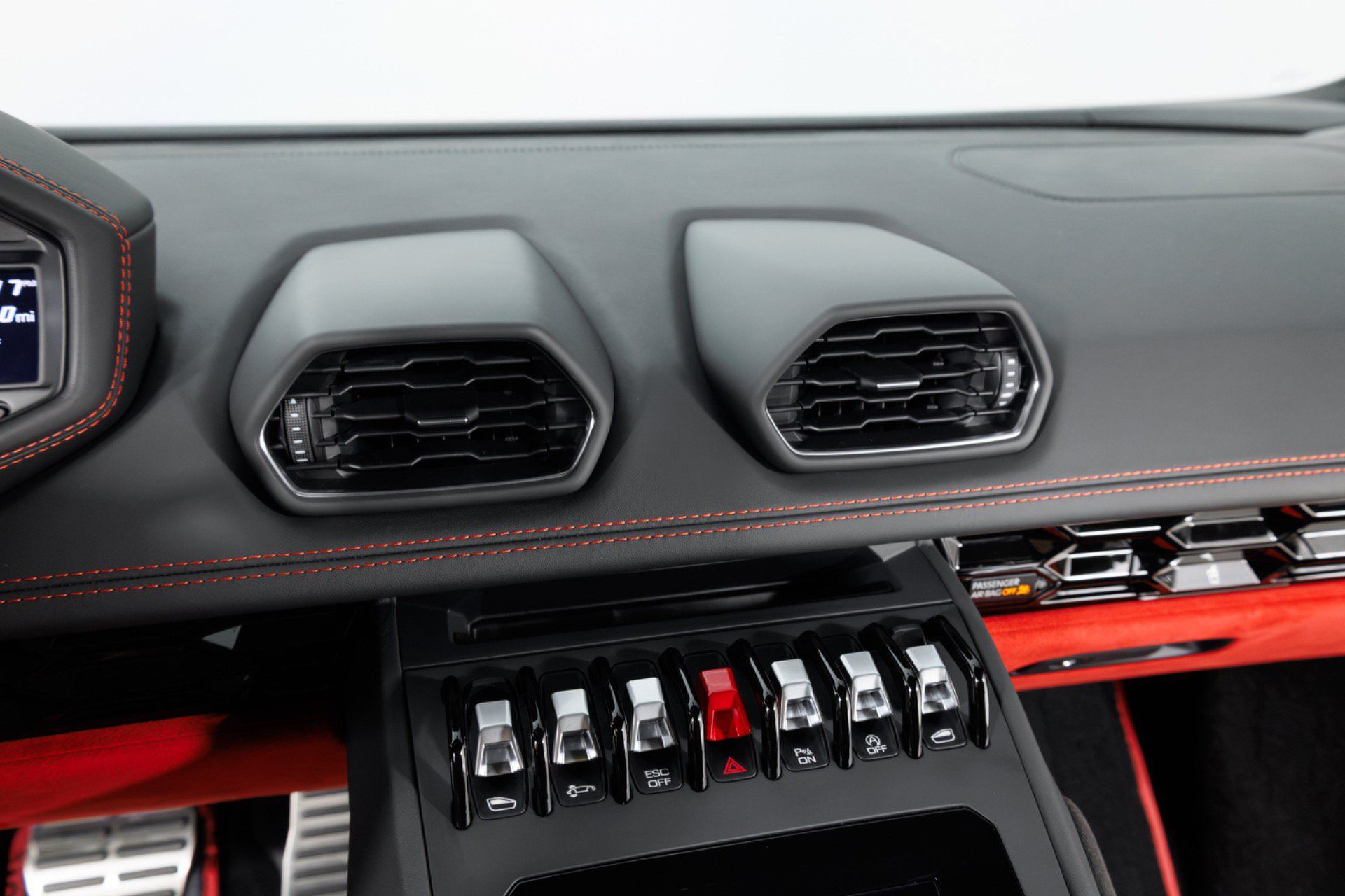 Used 2023 Lamborghini Huracan EVO RWD image 29