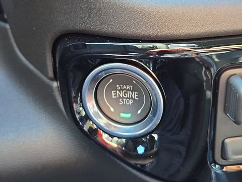 New 2026 GMC Sierra 2500 SLT w/ SLT Premium Package image 13