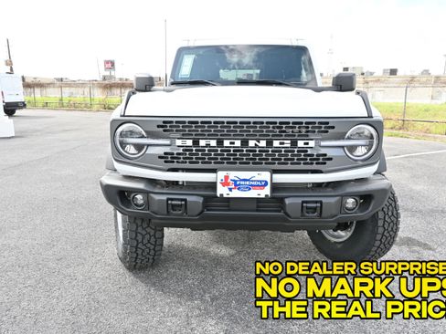 New 2025 Ford Bronco Badlands AWD/4WD image 8