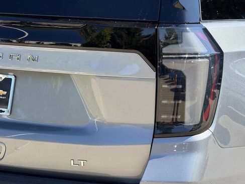New 2026 Chevrolet Suburban LT w/ Comfort Package image 7