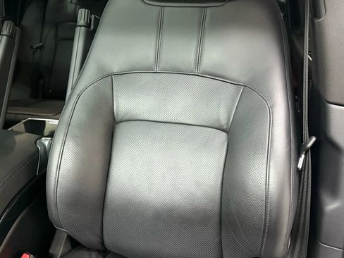 Used 2019 Land Rover Range Rover Long Wheelbase Supercharged image 21