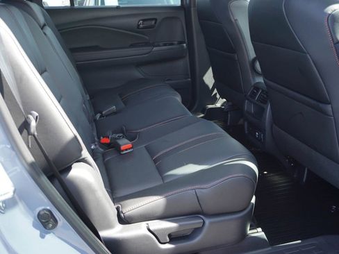 Used 2023 Honda Passport TrailSport image 13