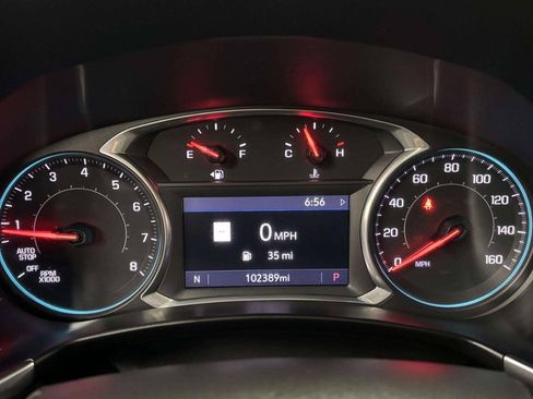 Used 2019 Chevrolet Equinox LT w/ Sun & Navigation Package AWD/4WD image 32