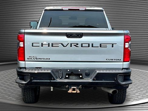 Used 2024 Chevrolet Silverado 2500 Custom w/ Custom Value Package AWD/4WD image 5
