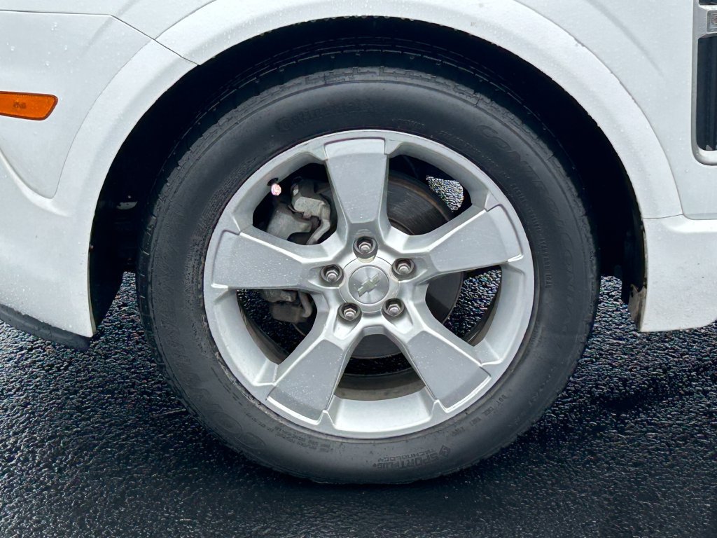 Used 2014 Chevrolet Captiva Sport LTZ FWD image 12