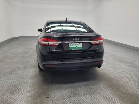 Used 2017 Ford Fusion SE w/ Fusion SE Technology Package FWD image 6