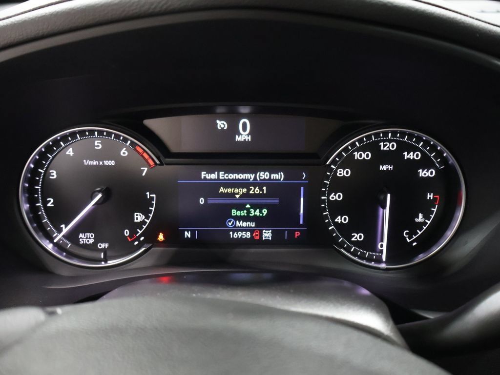 Used 2023 Cadillac XT4 Luxury w/ Cold Weather Package AWD/4WD image 45