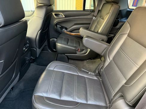 Used 2015 GMC Yukon Denali w/ Premium Package image 19
