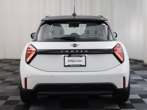 New 2026 MINI Cooper 2-Door Hardtop image 15