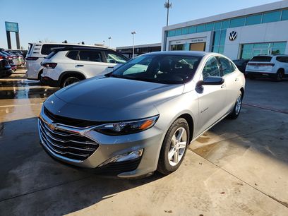 Used 2024 Chevrolet Malibu LT