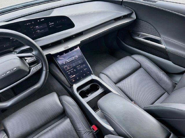 Used 2024 Lucid Air Touring AWD/4WD image 19