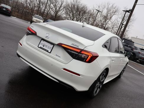 Certified 2025 Honda Civic Sport Touring image 7