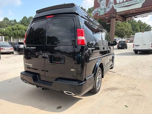 Used 2015 Chevrolet Express 2500 RWD image 8