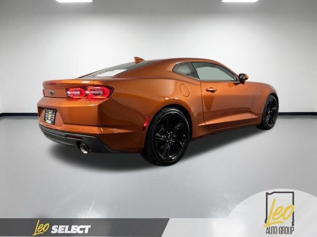 Used 2022 Chevrolet Camaro LT RWD image 6