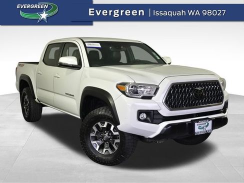 Used 2018 Toyota Tacoma TRD Off-Road AWD/4WD image 1