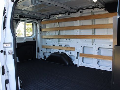 Used 2024 Ford Transit 250 Low Roof w/ Exterior Upgrade Package image 25