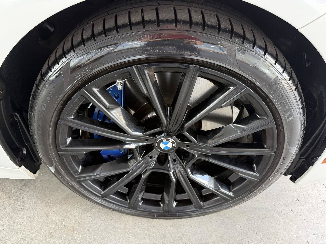 Used 2022 BMW 750i xDrive w/ Executive Package AWD/4WD image 46