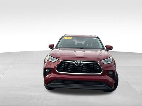 Used 2020 Toyota Highlander Limited image 2