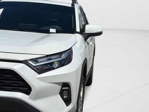 Used 2025 Toyota RAV4 XLE Premium AWD/4WD image 38