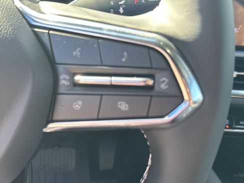 New 2026 Chevrolet Equinox EV LT image 15