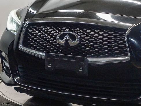 Used 2017 INFINITI Q50 2.0t w/ Moonroof Package image 8