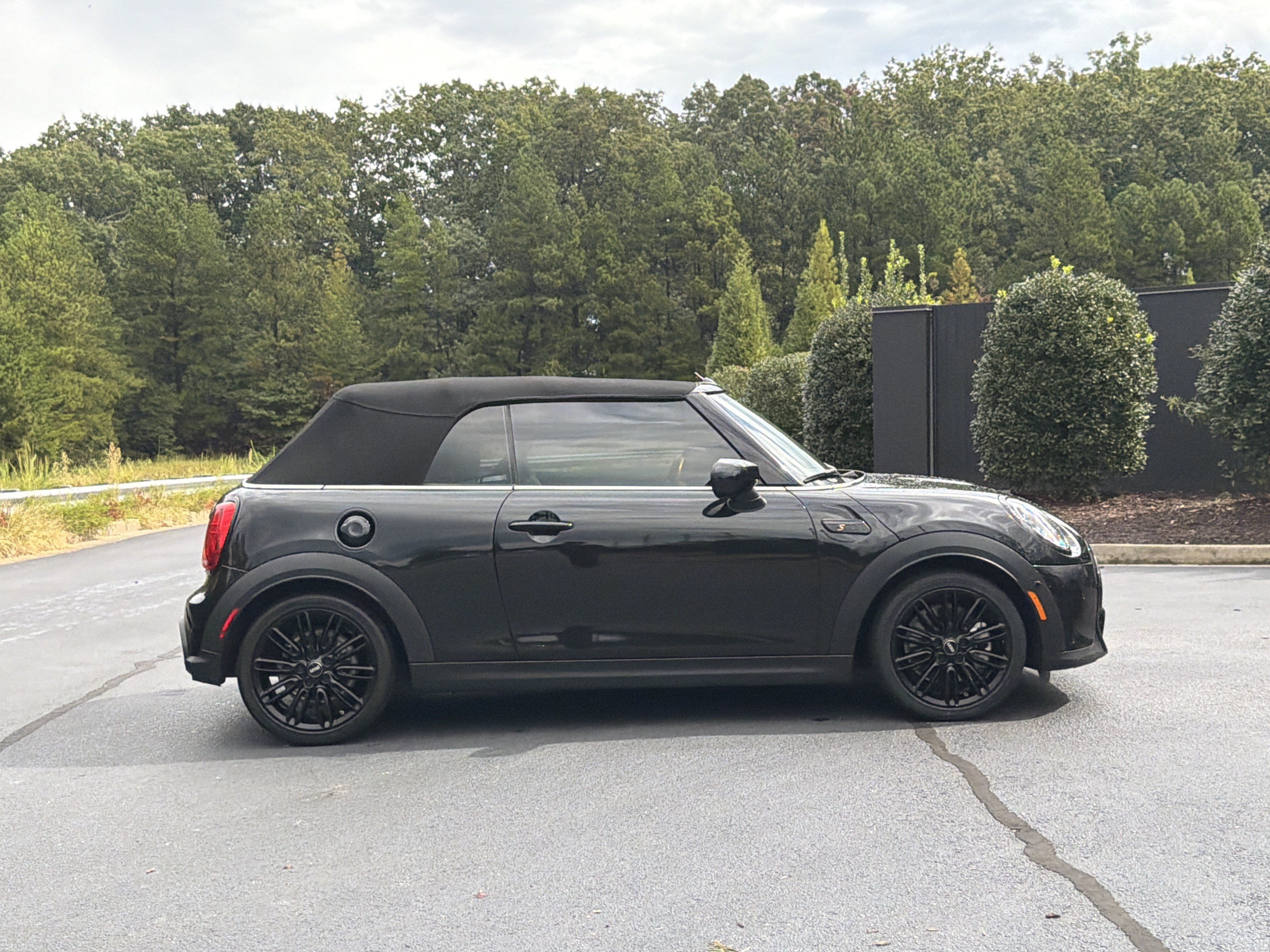 Used 2024 MINI Cooper S FWD image 5