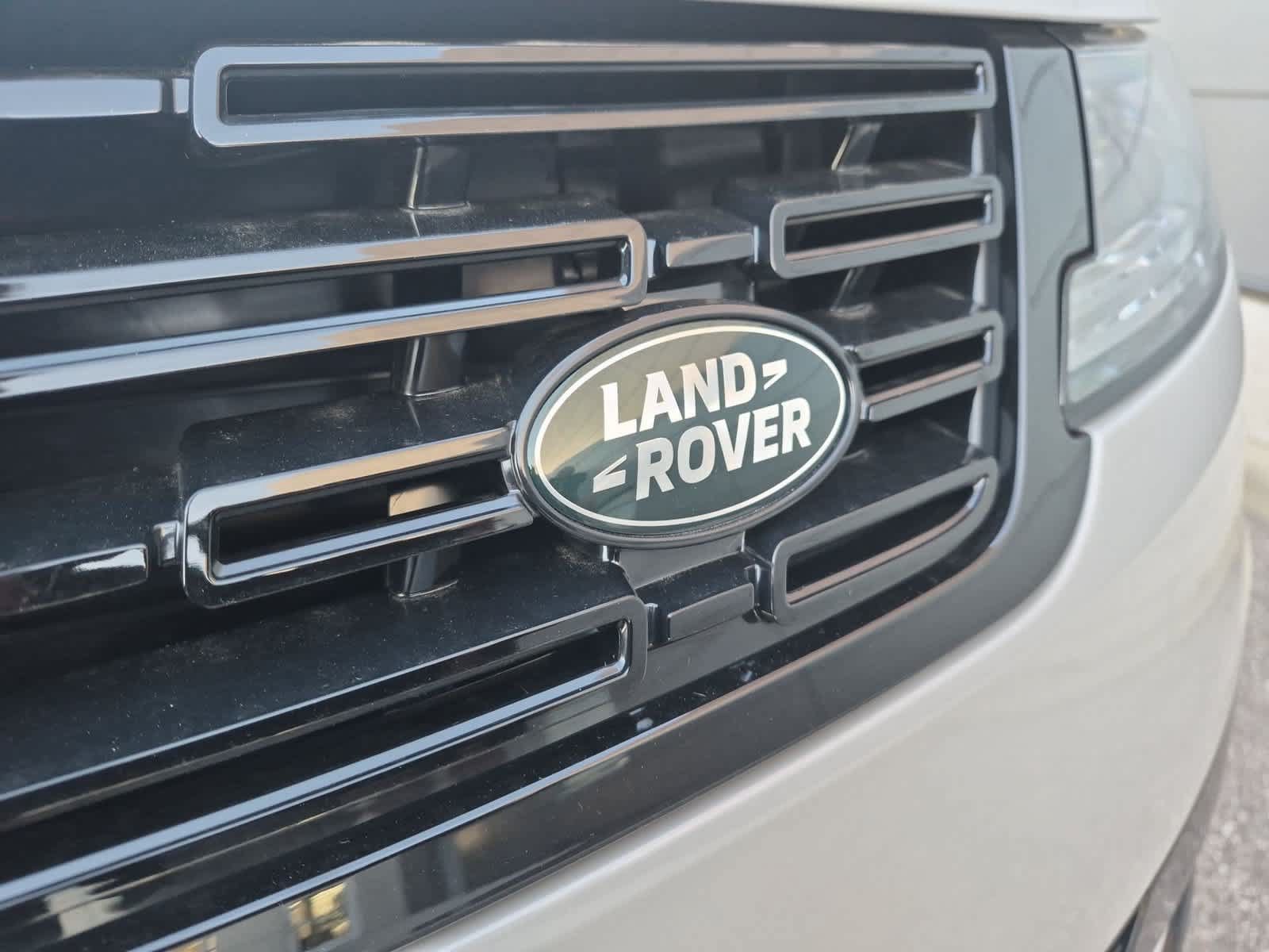 New 2027 Land Rover Range Rover Sport Dynamic SE AWD/4WD image 11