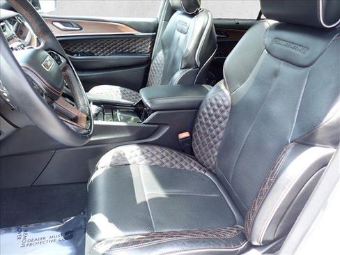Used 2023 Jeep Grand Cherokee Summit w/ Advanced Protech Group IV AWD/4WD image 14