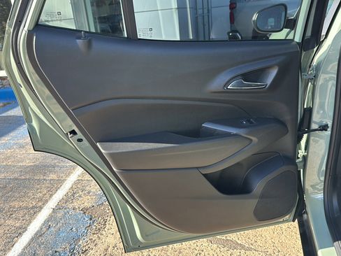 Used 2024 Chevrolet Trax ACTIV w/ Driver Confidence Package image 19