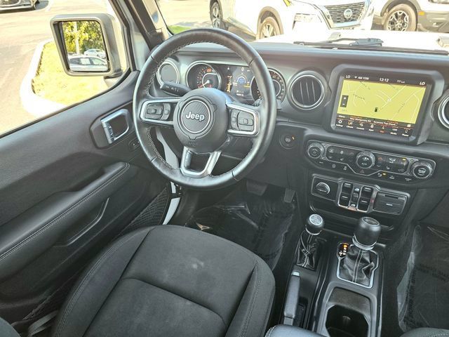 Used 2021 Jeep Wrangler Unlimited Sahara AWD/4WD image 29