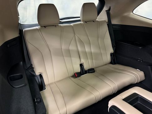New 2026 Acura MDX SH-AWD image 34