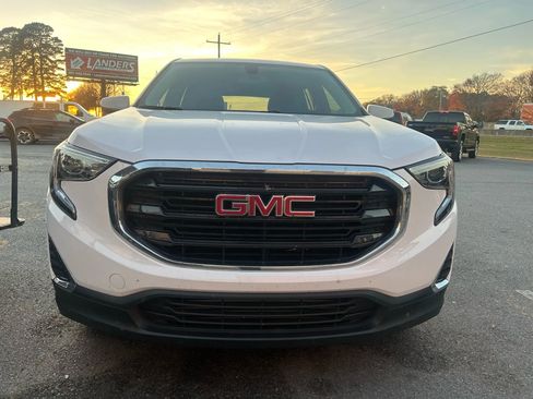Used 2018 GMC Terrain SLE image 2