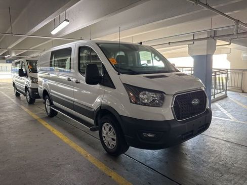 Used 2024 Ford Transit 250 Low Roof w/ Exterior Upgrade Package image 5