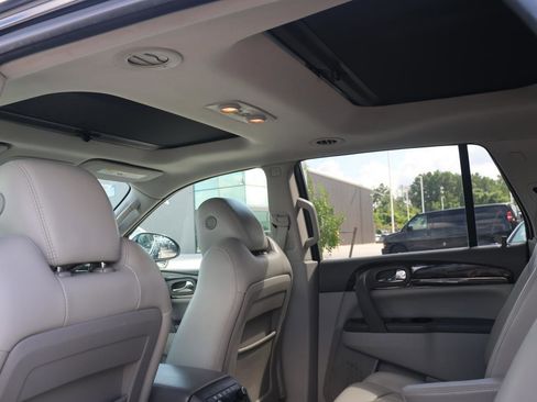 Used 2017 Buick Enclave Premium w/ Experience Buick Package image 26