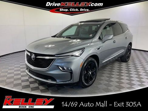 Used 2024 Buick Enclave Essence w/ Experience Buick Package AWD/4WD image 1