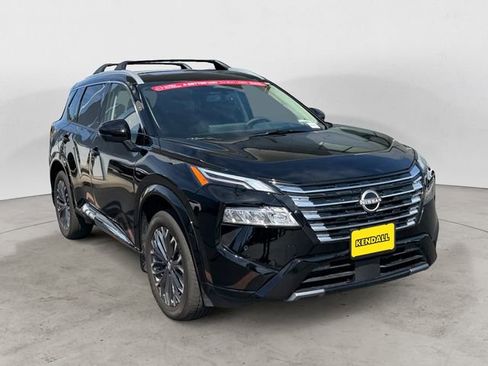 Certified 2026 Nissan Rogue Platinum w/ Platinum Premium Package AWD/4WD image 4
