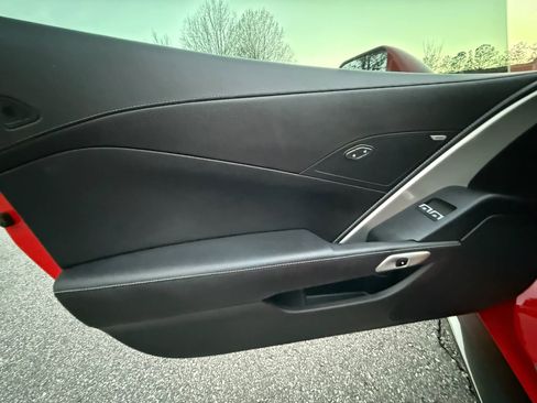 Used 2017 Chevrolet Corvette Stingray Coupe w/ Carbon Flash Badge Package image 17