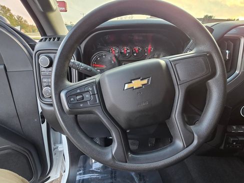 Used 2024 Chevrolet Silverado 2500 Custom w/ Custom Value Package AWD/4WD image 18