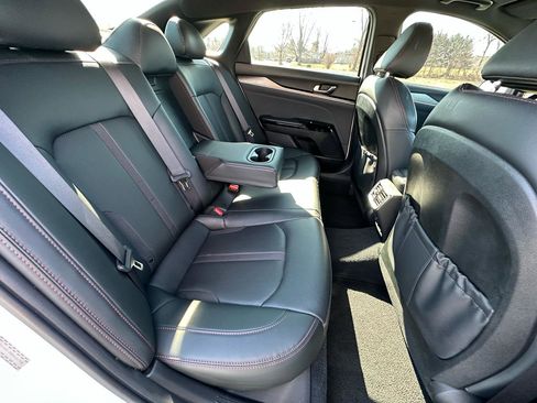 Used 2024 Kia K5 GT w/ GT1 Package image 40