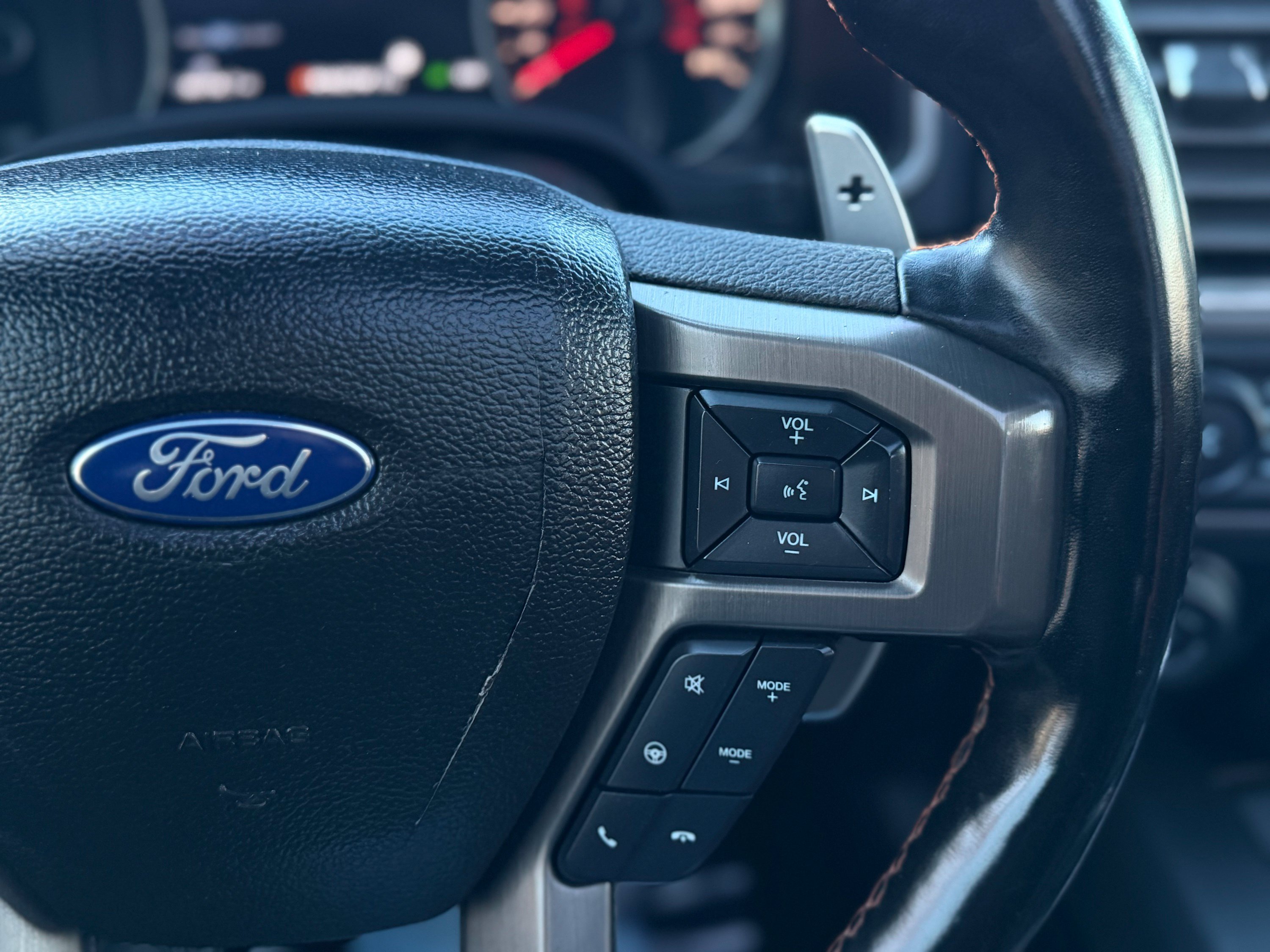 Used 2017 Ford F150 Raptor w/ Equipment Group 802A Luxury AWD/4WD image 36