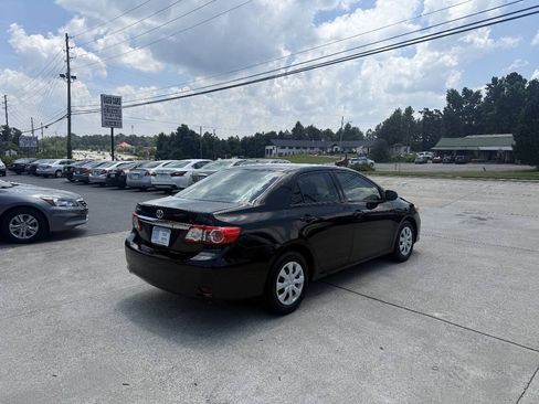 Used 2013 Toyota Corolla L FWD image 7