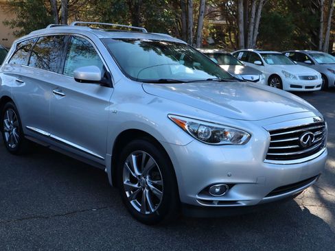 Used 2014 INFINITI QX60 AWD w/ Deluxe Touring Package image 3