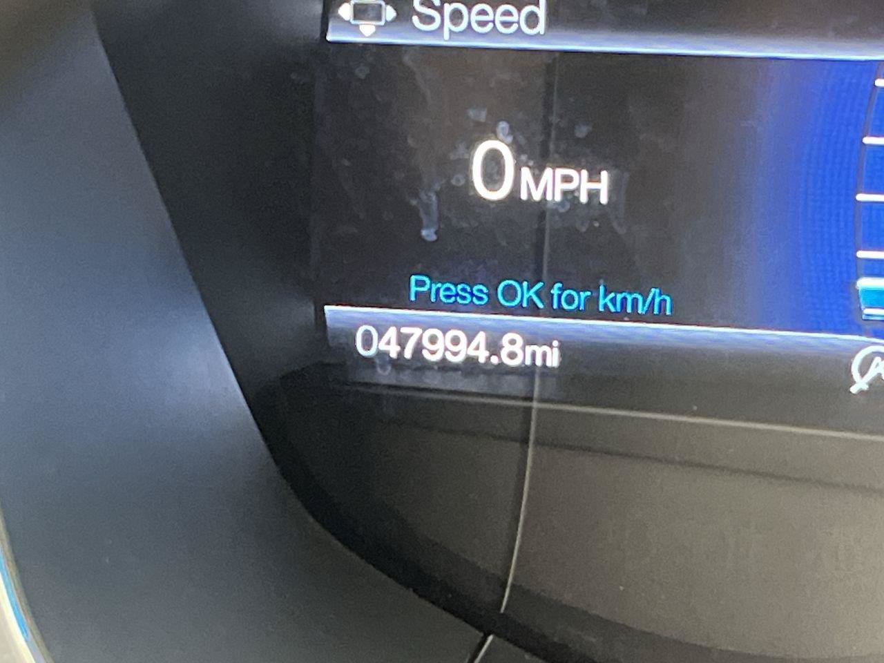Used 2020 Ford Fusion SE FWD image 15