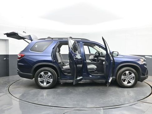 Used 2024 Honda Pilot EX-L image 53