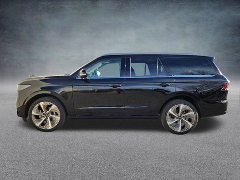 New 2026 Lincoln Navigator Black Label image 4