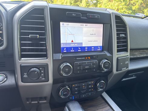 Used 2019 Ford F150 Lariat AWD/4WD image 21