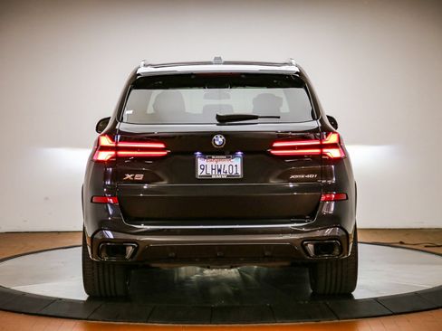 Used 2024 BMW X5 xDrive40i w/ M Sport Package AWD/4WD image 3