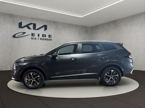 Used 2024 Kia Sportage EX AWD/4WD image 11