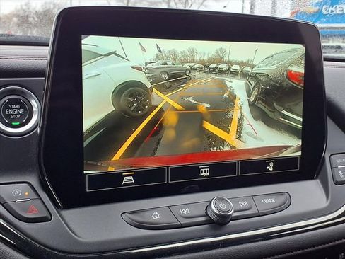 Used 2023 Chevrolet Blazer RS w/ Enhanced Convenience Package image 9